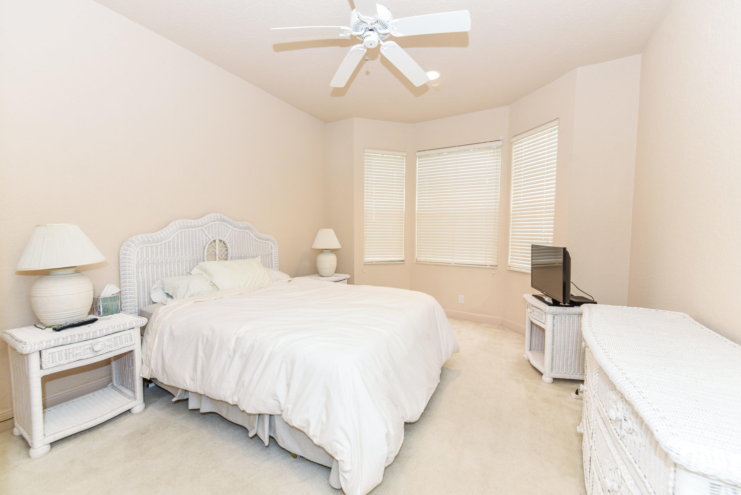 4146 Briarcliff Circle Boca Raton, FL 33496 - Photo 5 of 30 4146 NW Briarcliff Cir Boca-print-006-00