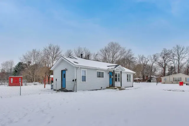 $220,000 | 1795 South 350 East, Knox, IN 46534