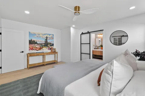 $1,289,000 | 1640 9th Avenue, Sacramento, CA 95818