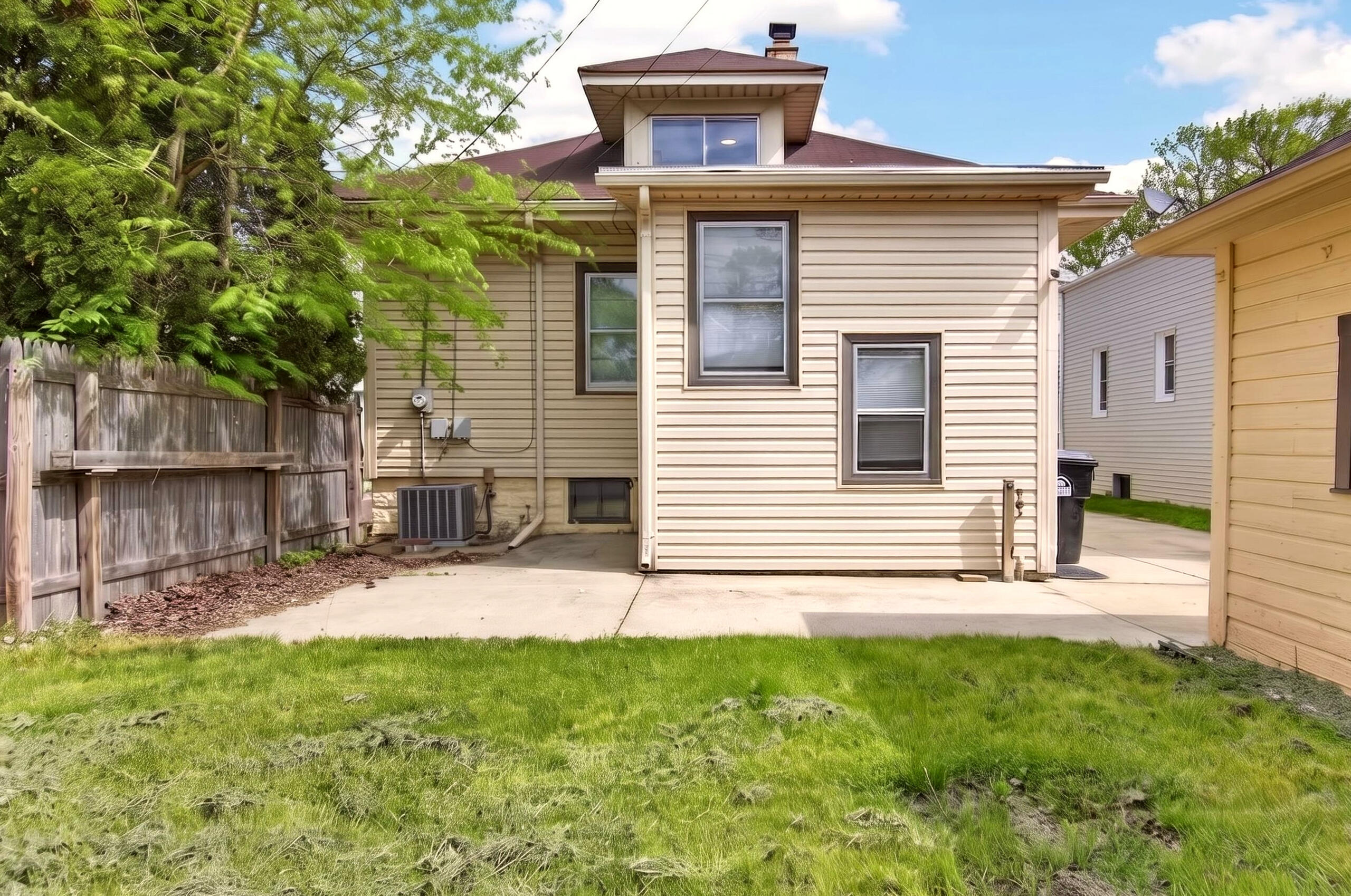 2335 Olive Street Racine, WI 53403 - Photo 18 of 21 IMG_3794