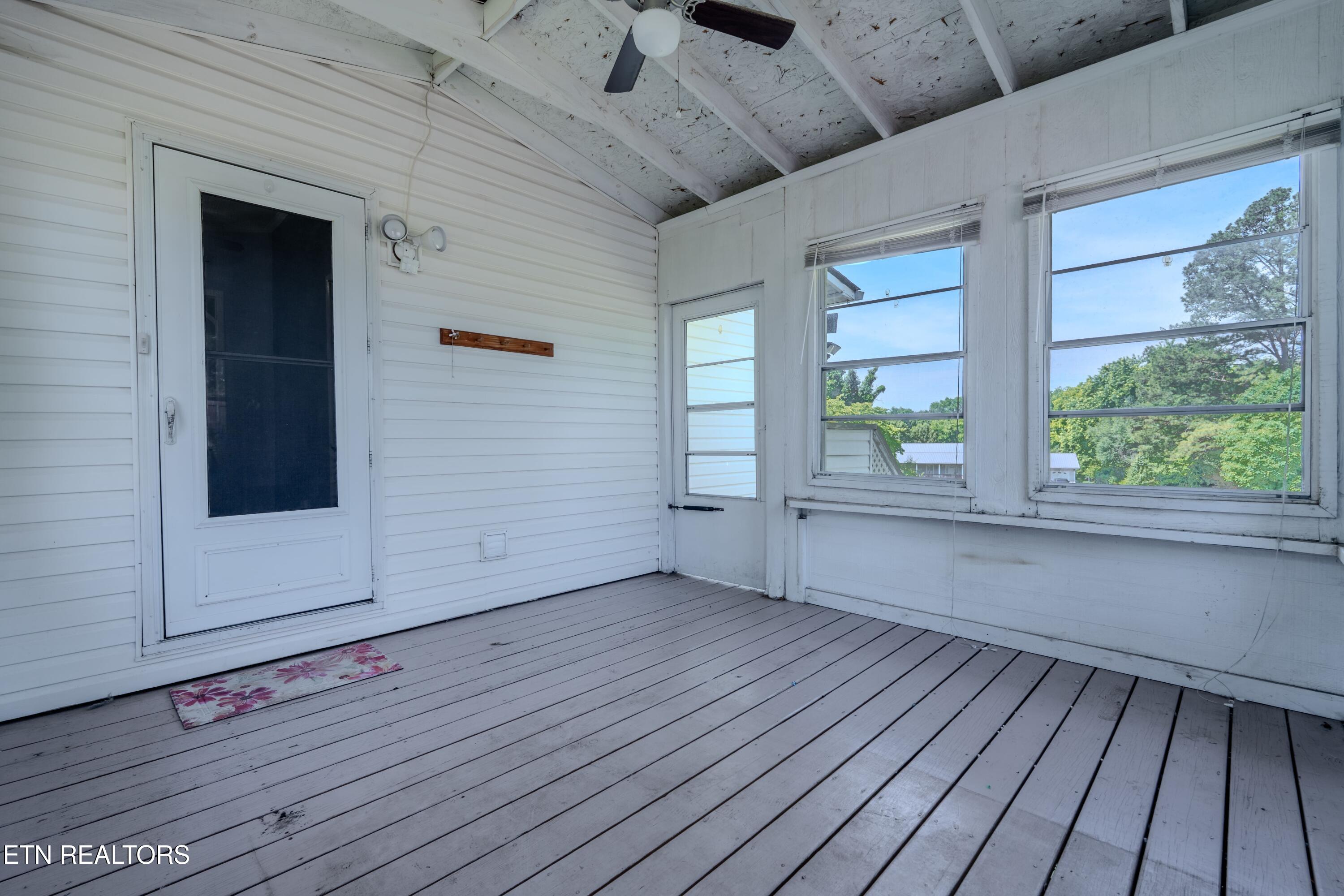 108 North Knob Creek Road Seymour, TN 37865 - Photo 7 of 60 104NKnobCreekRd-10