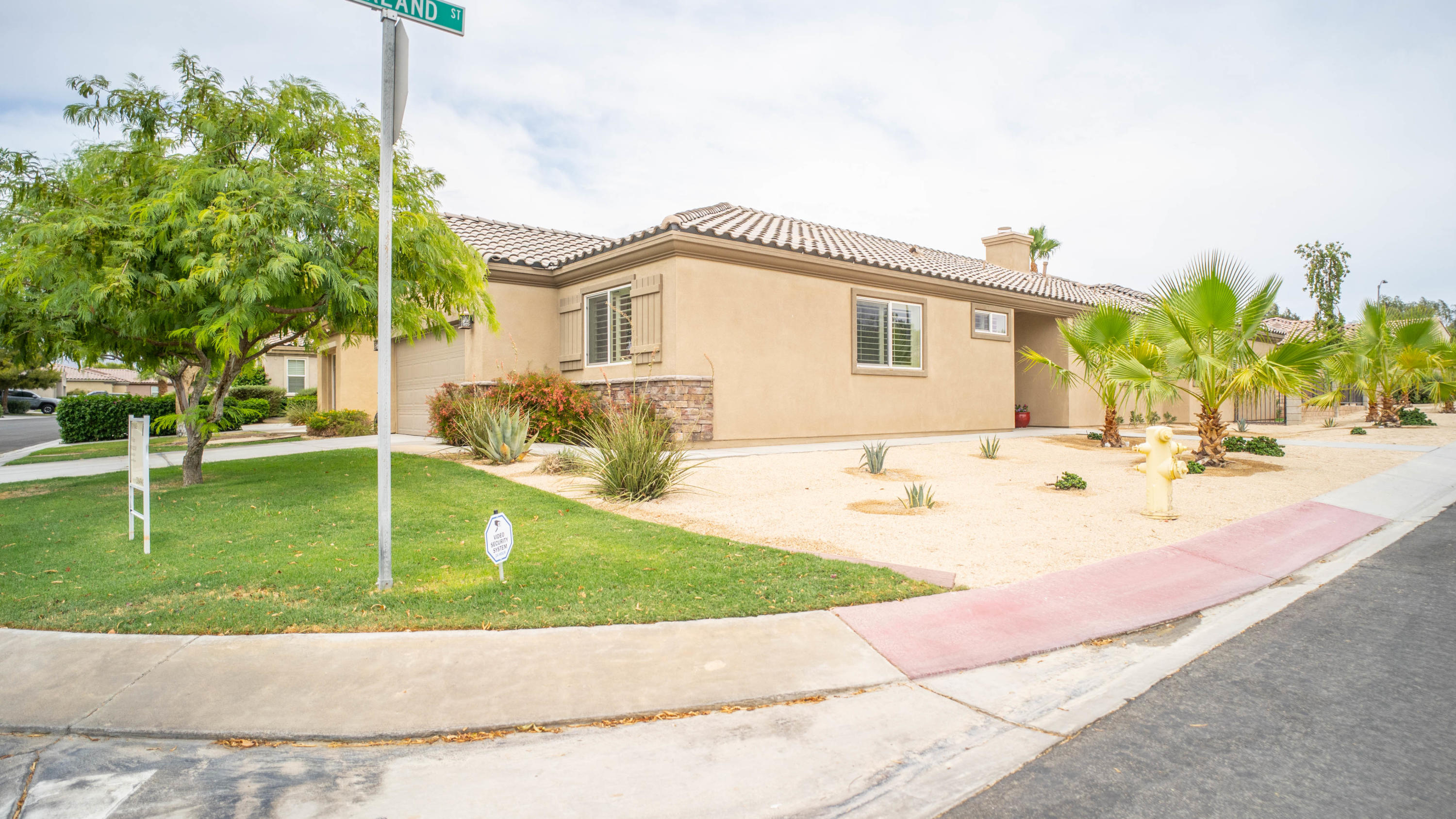 82182 Travolta Avenue Indio, CA 92201 - Photo 2 of 22 travolta-20