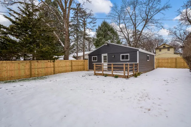 $239,900 | 2114 Cumberland Street, Rockford, IL 61103