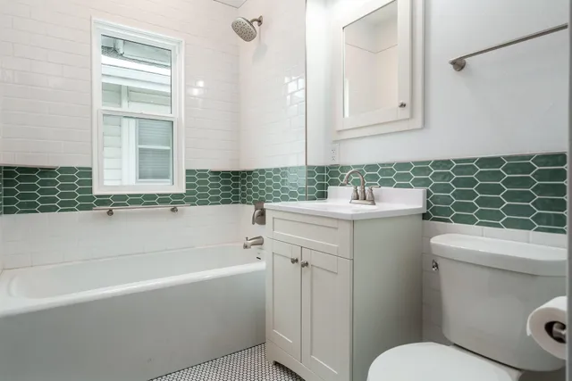 $249,900 | 2114 Cumberland Street, Rockford, IL 61103