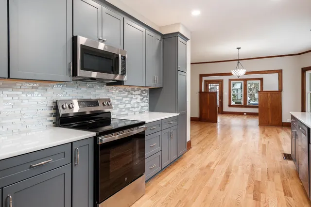 $239,900 | 2114 Cumberland Street, Rockford, IL 61103