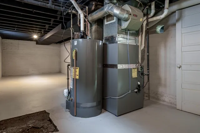 $249,900 | 2114 Cumberland Street, Rockford, IL 61103