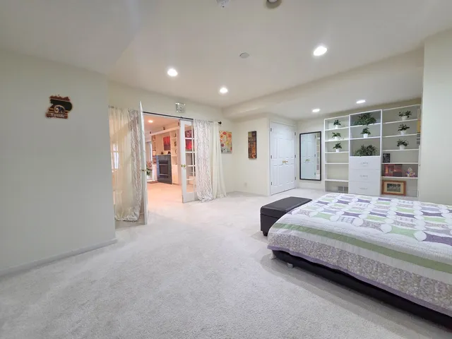 $1,700 | 1025 Rosewood Drive, Unit B, Carpentersville, IL 60110