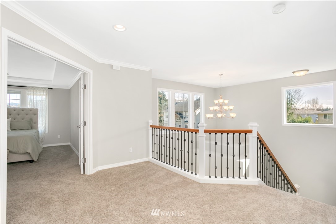 5400 Northeast 3rd Place Renton, WA 98059 - Photo 14 of 23