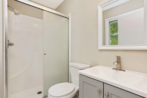 $2,495 | 8616 Windward Circle, Eden Prairie, MN 55344