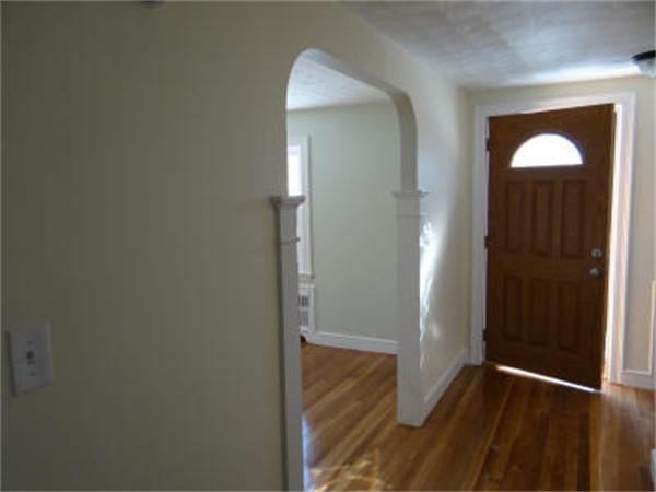 13 Fiske Road Saugus, MA 01906 - Photo 6 of 16 Gallery Image 6