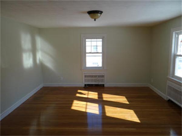 13 Fiske Road Saugus, MA 01906 - Photo 8 of 16 Gallery Image 8