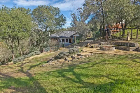 $2,595,000 | 801 Samantha Court, Healdsburg, CA 95448