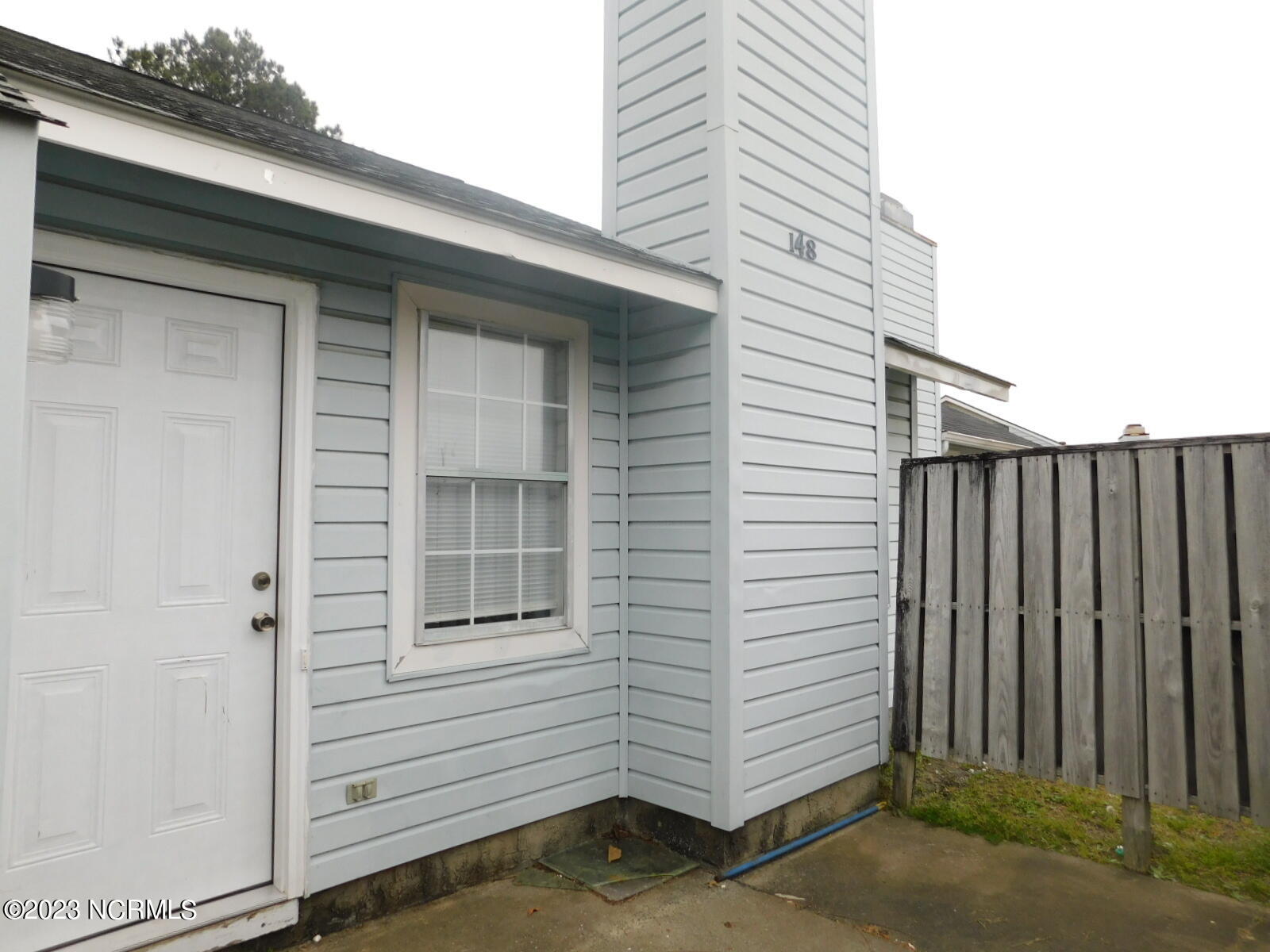 148 B Witten Circle, Unit B Havelock, NC 28532 - Photo 1 of 20 Front