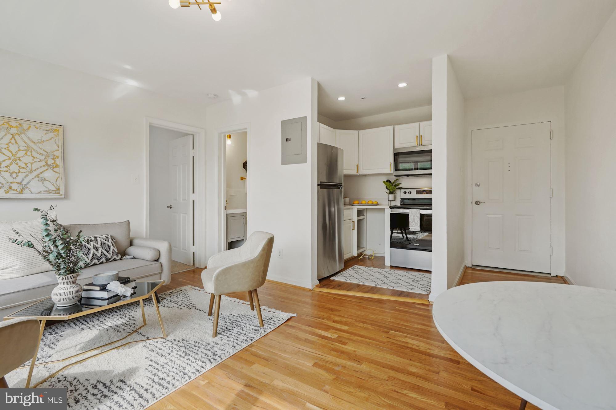 604 Longfellow Street Northwest, Unit 403 Washington, DC 20011 - Photo 4 of 18 Dishwasher is included