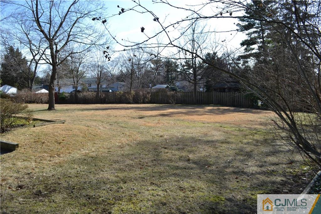20 Bruning Road East Brunswick, NJ 08816 - Photo 16 of 19 Gallery Image 16