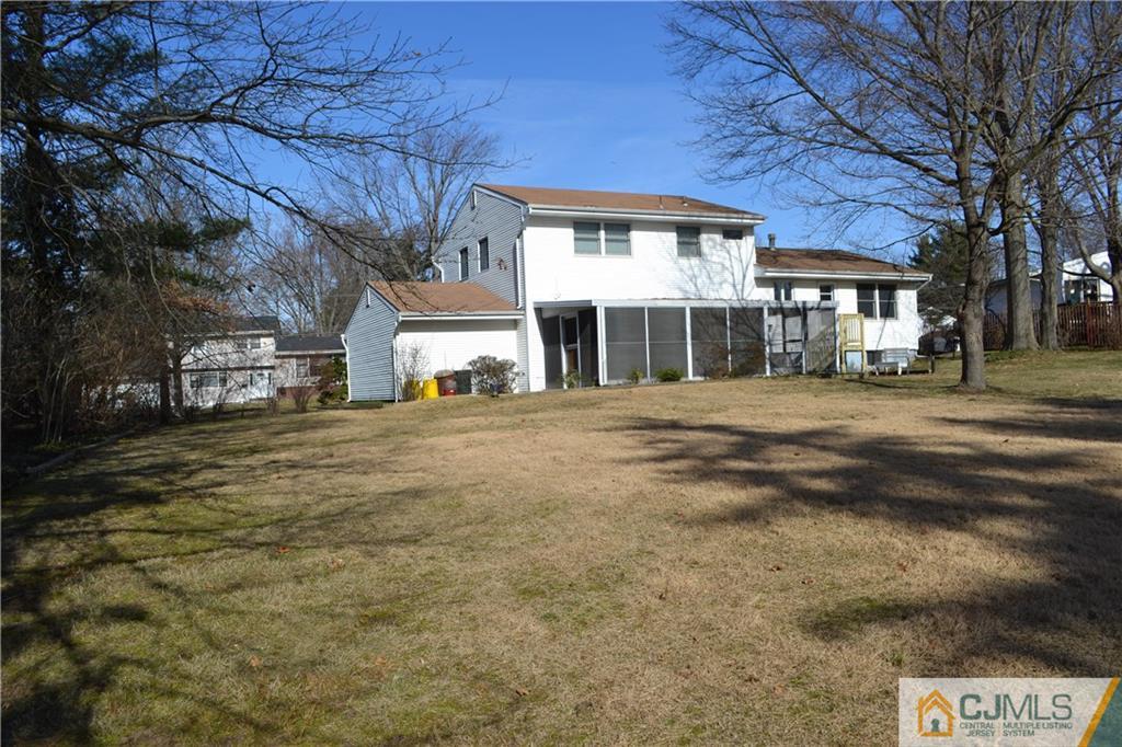 20 Bruning Road East Brunswick, NJ 08816 - Photo 4 of 19 Gallery Image 4