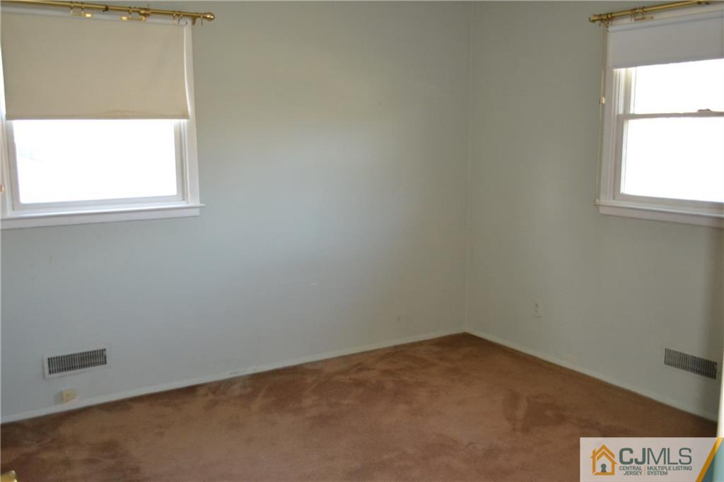 20 Bruning Road East Brunswick, NJ 08816 - Photo 7 of 19 Gallery Image 7