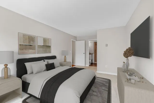 $149,900 | 6450 York Avenue South, Unit 308, Edina, MN 55435