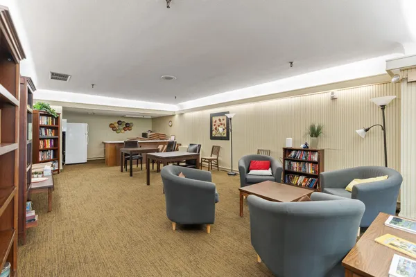 $139,900 | 6450 York Avenue South, Unit 308, Edina, MN 55435