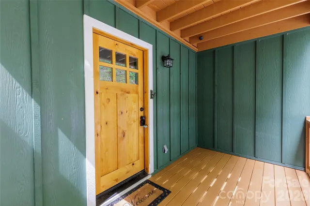 $624,900 | 241 Golden Hawk Drive, Unit 85, Bryson City, NC 28713