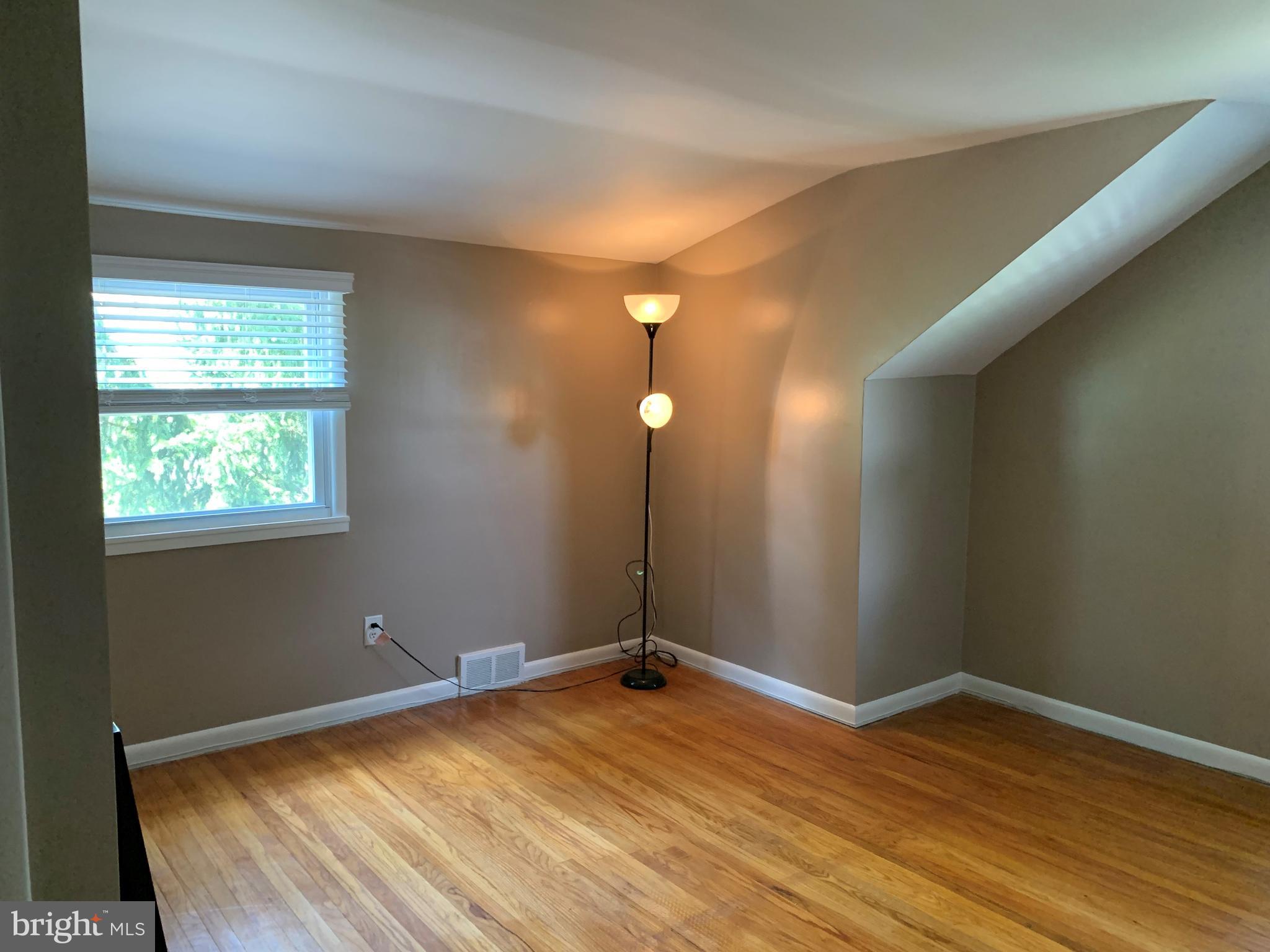 245 Buckboard Road Willow Grove, PA 19090 - Photo 14 of 19 Main bedroom