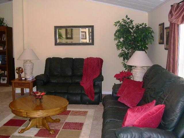 40 Hall Road Taylors, SC 29687 - Photo 2 of 9