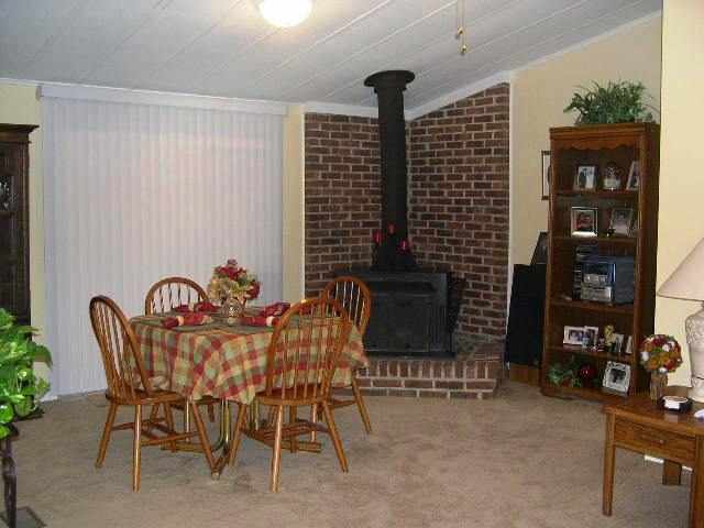 40 Hall Road Taylors, SC 29687 - Photo 4 of 9