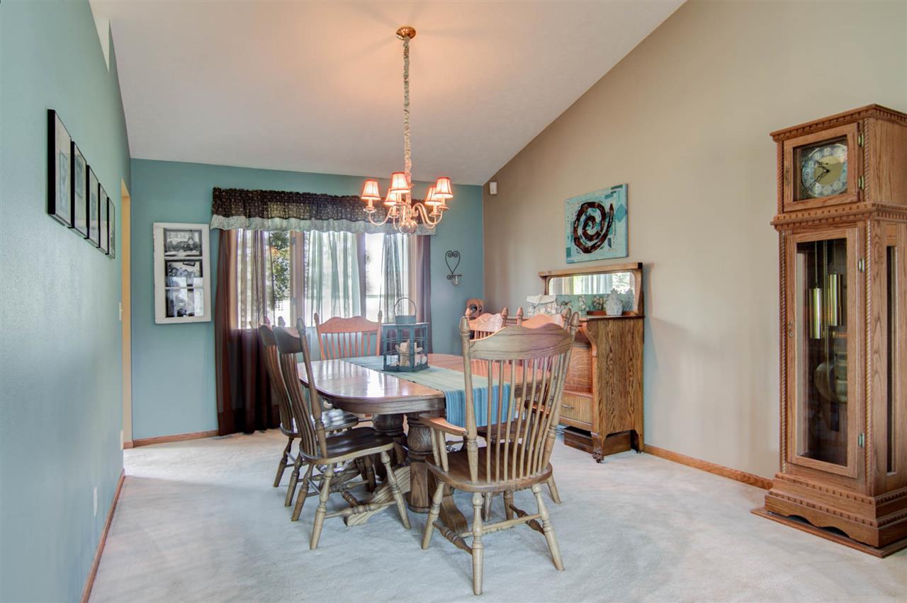 1135 Ingram Road Rockford, IL 61108 - Photo 6 of 25 Gallery Image 6
