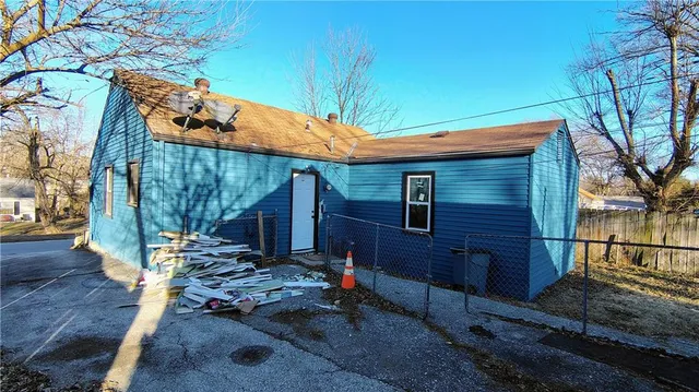 $220,000 | 5025 Forest Avenue, Kansas City, KS 66106