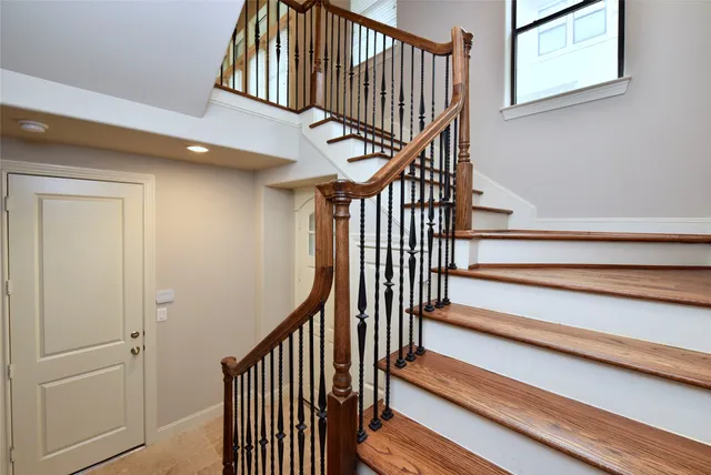 $3,250 | 5813 A Kiam Street, Houston, TX 77007