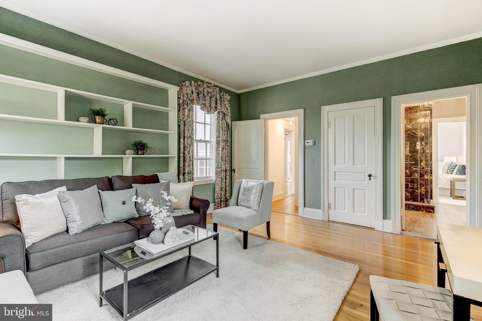 500 Overhill Road Baltimore, MD 21210 - Photo 38 of 67 Oak hardwood floor