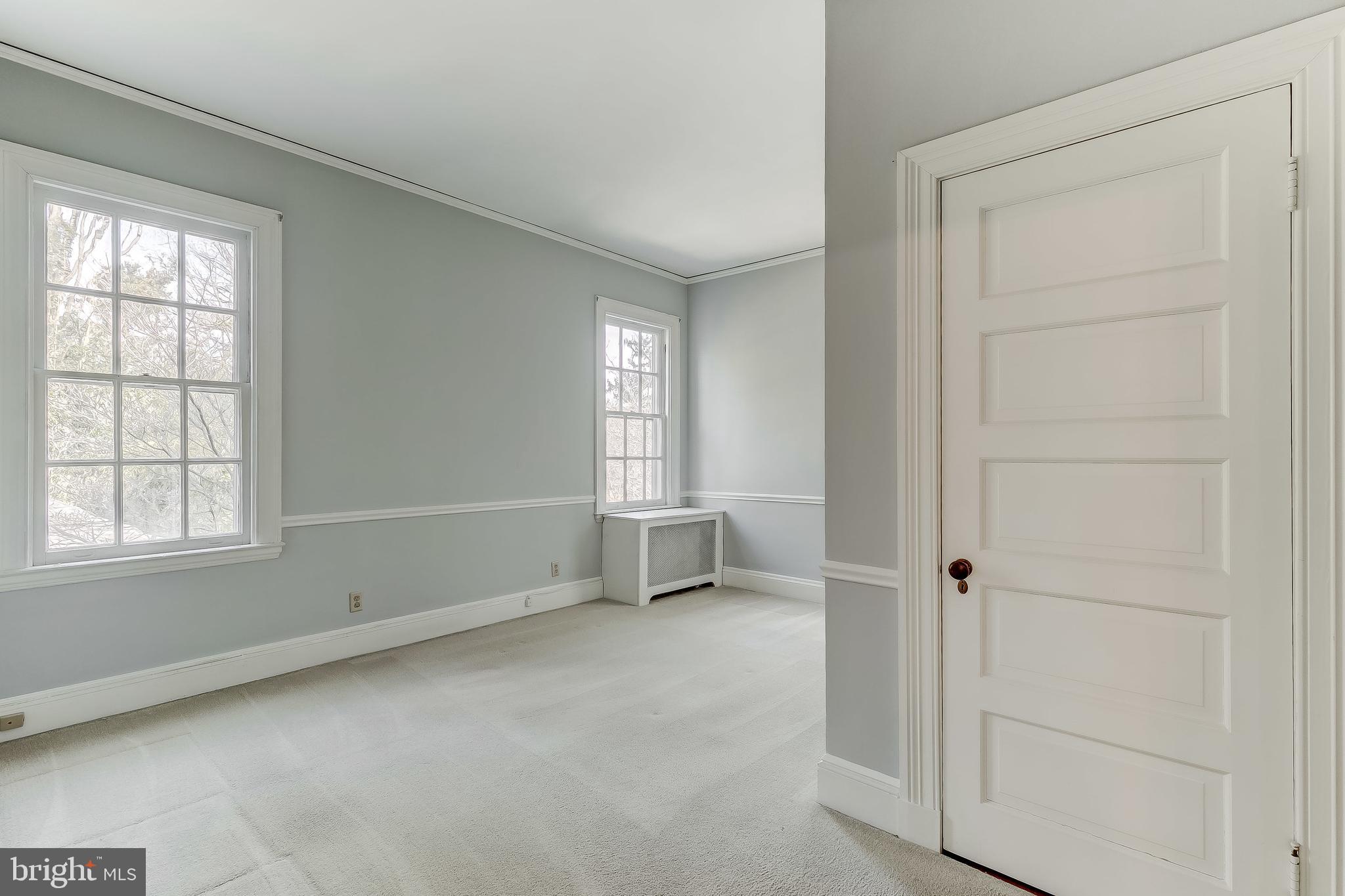 500 Overhill Road Baltimore, MD 21210 - Photo 40 of 67 Bedroom 3 - oak hardwood flooring under carpet