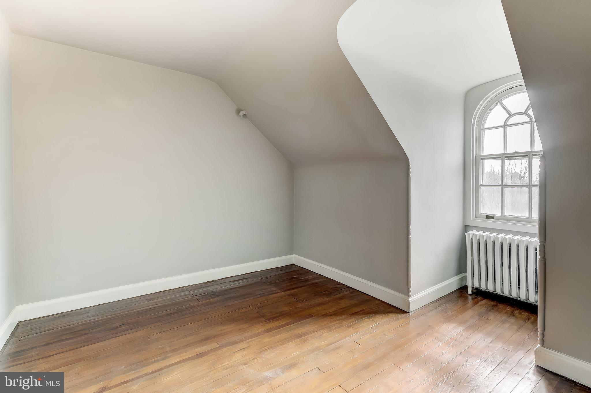500 Overhill Road Baltimore, MD 21210 - Photo 51 of 67 Bedroom 5 quaint and peaceful