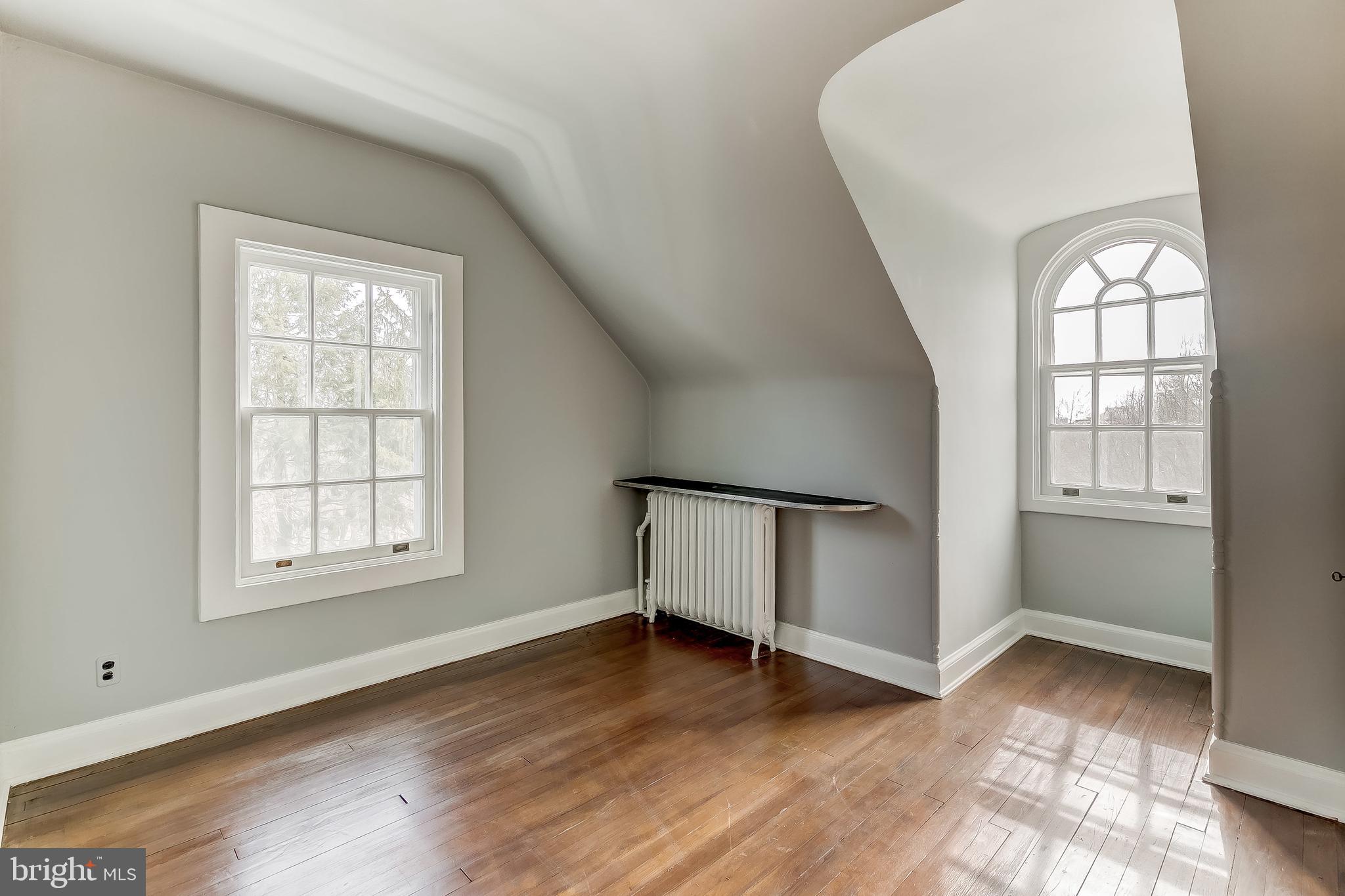 500 Overhill Road Baltimore, MD 21210 - Photo 52 of 67 Bedroom 6 - sundrenched & enchanting
