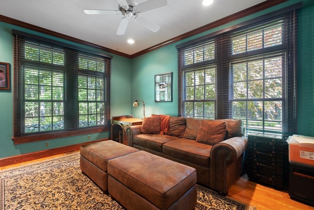 12 Sexton Farm Road Walpole, MA 02081 - Photo 15 of 42