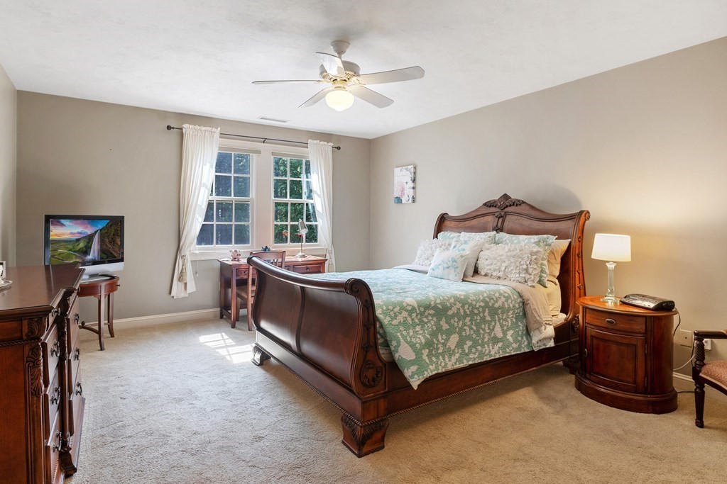 12 Sexton Farm Road Walpole, MA 02081 - Photo 24 of 42