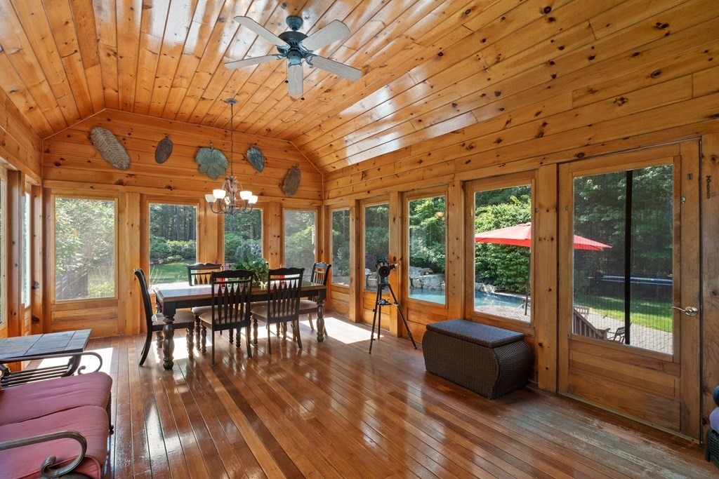 12 Sexton Farm Road Walpole, MA 02081 - Photo 31 of 42