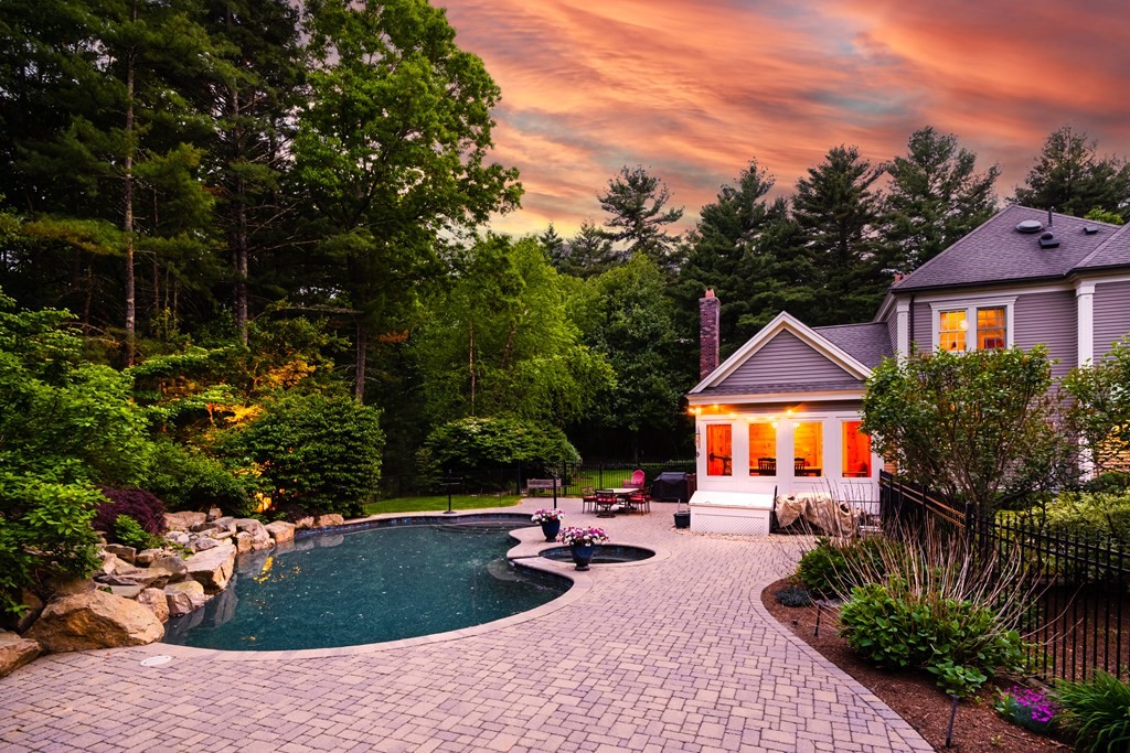 12 Sexton Farm Road Walpole, MA 02081 - Photo 33 of 42