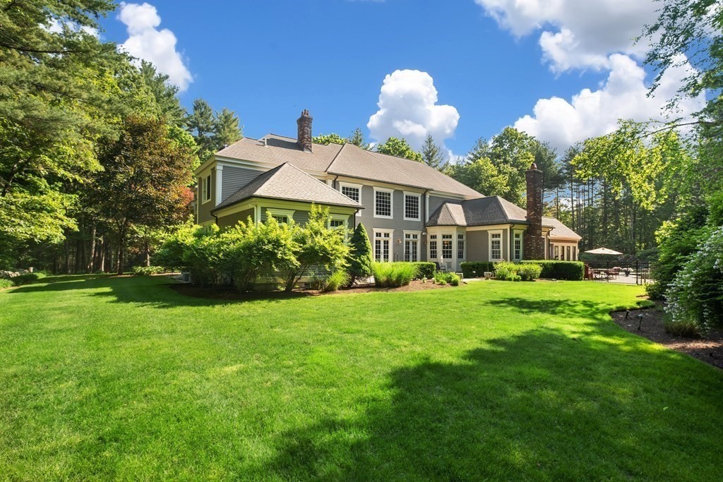 12 Sexton Farm Road Walpole, MA 02081 - Photo 37 of 42