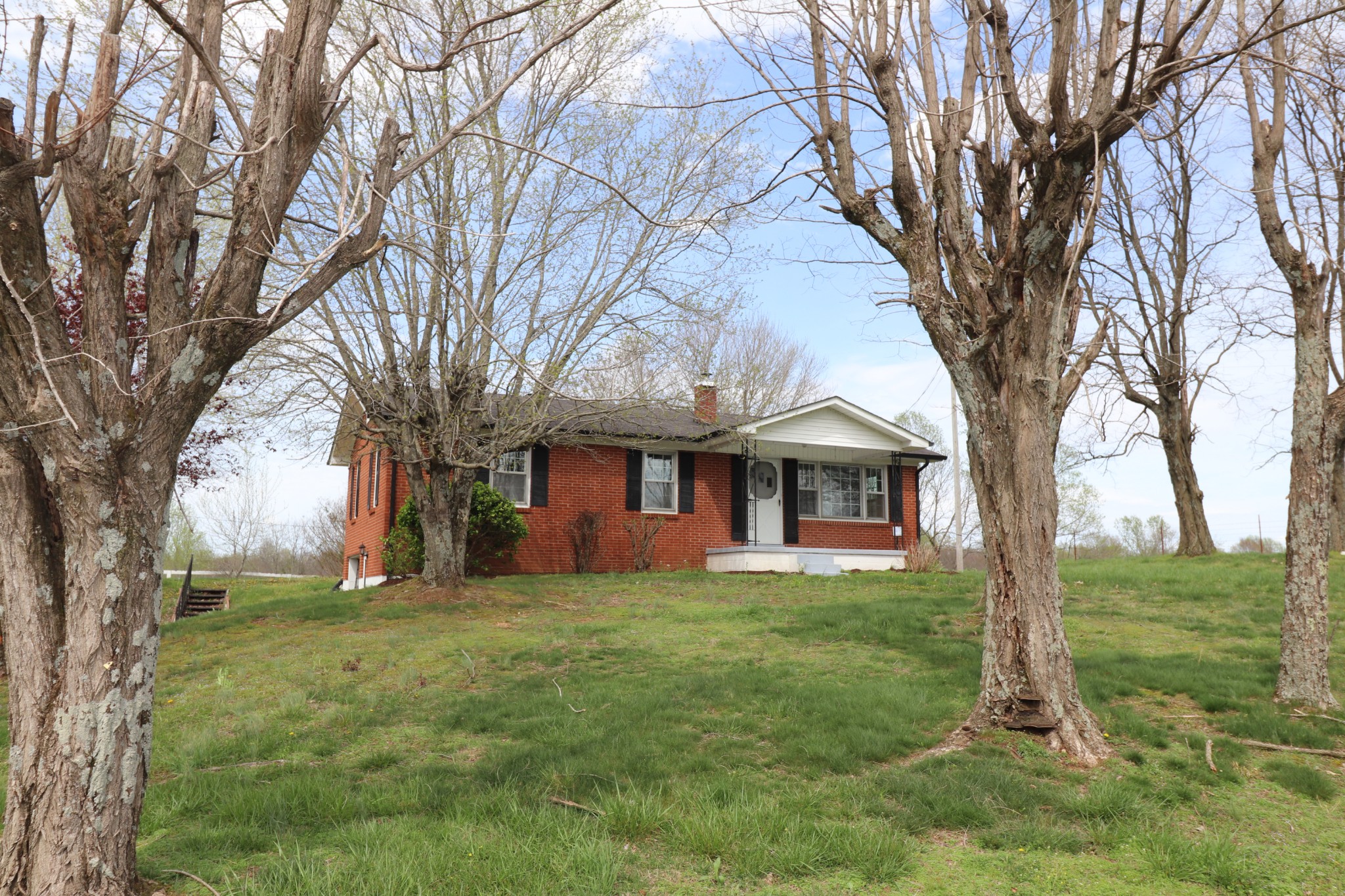 696 Hawkins Road Westmoreland, TN 37186 - Photo 30 of 31 Gallery Image 30