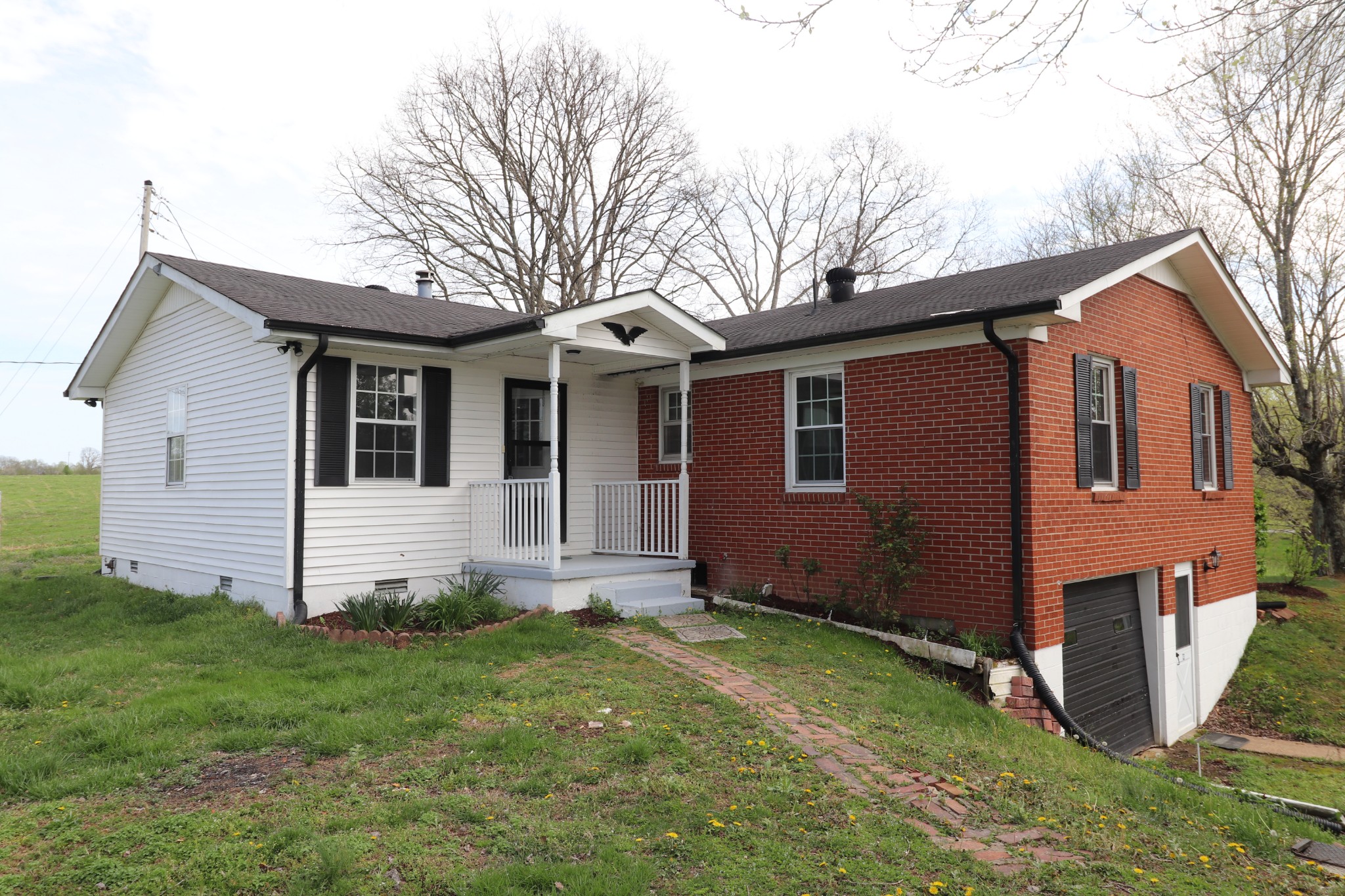 696 Hawkins Road Westmoreland, TN 37186 - Photo 3 of 31 Gallery Image 3