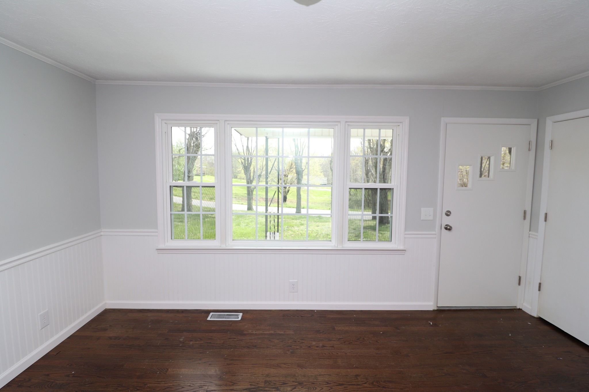 696 Hawkins Road Westmoreland, TN 37186 - Photo 6 of 31 Gallery Image 6