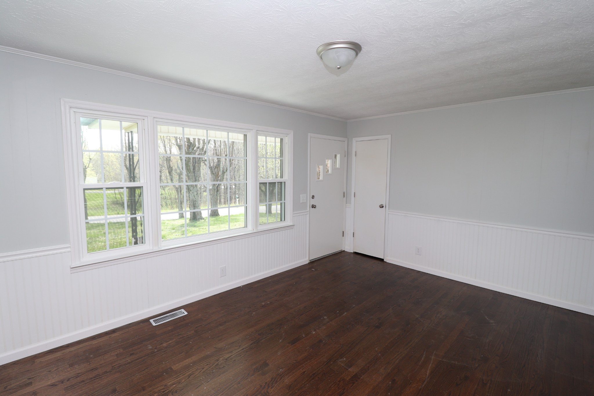 696 Hawkins Road Westmoreland, TN 37186 - Photo 7 of 31 Gallery Image 7