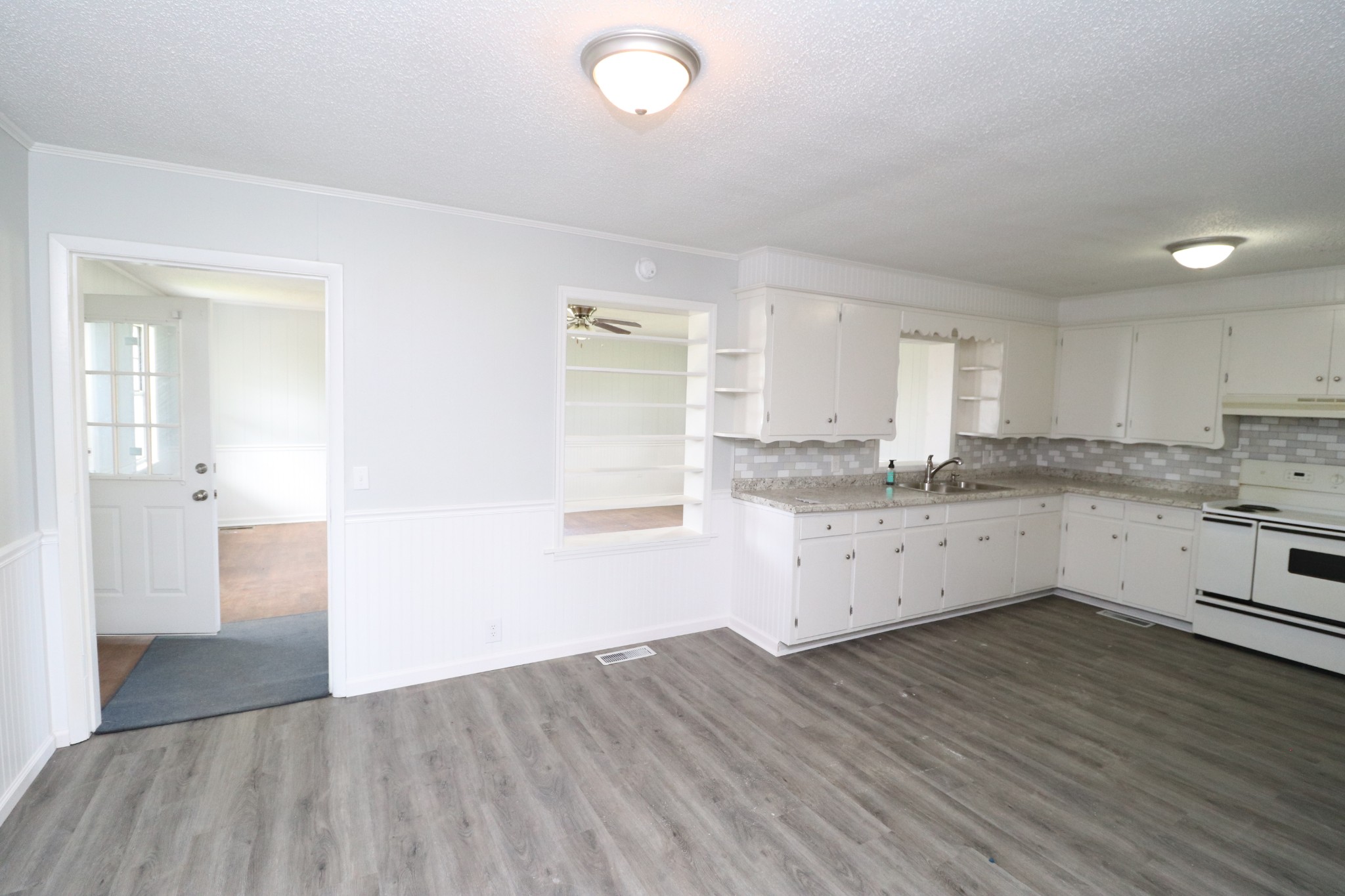 696 Hawkins Road Westmoreland, TN 37186 - Photo 8 of 31 Gallery Image 8