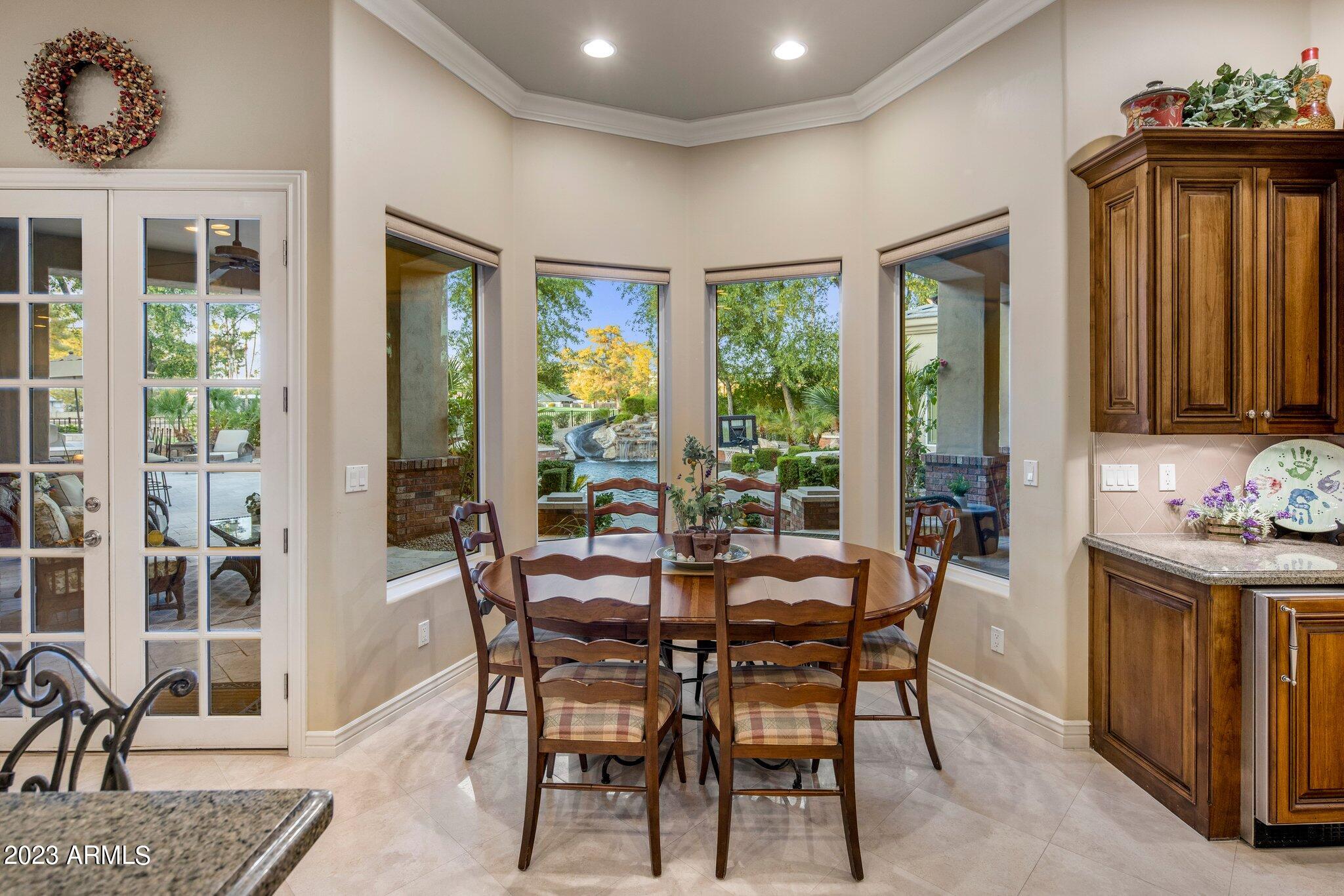 158 West Boca Raton Road Phoenix, AZ 85023 - Photo 14 of 50 Breakfast Nook