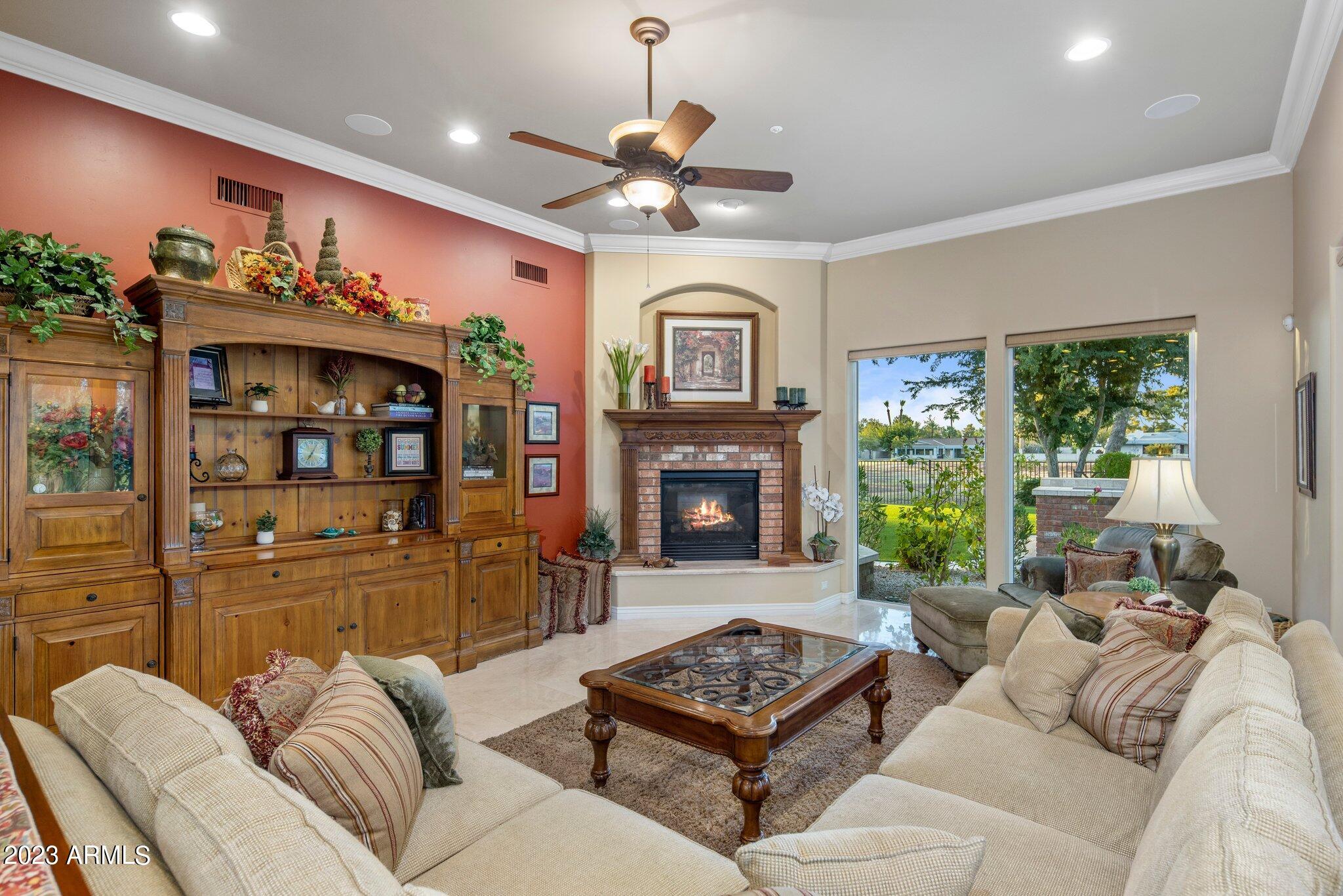 158 West Boca Raton Road Phoenix, AZ 85023 - Photo 16 of 50 Family Room