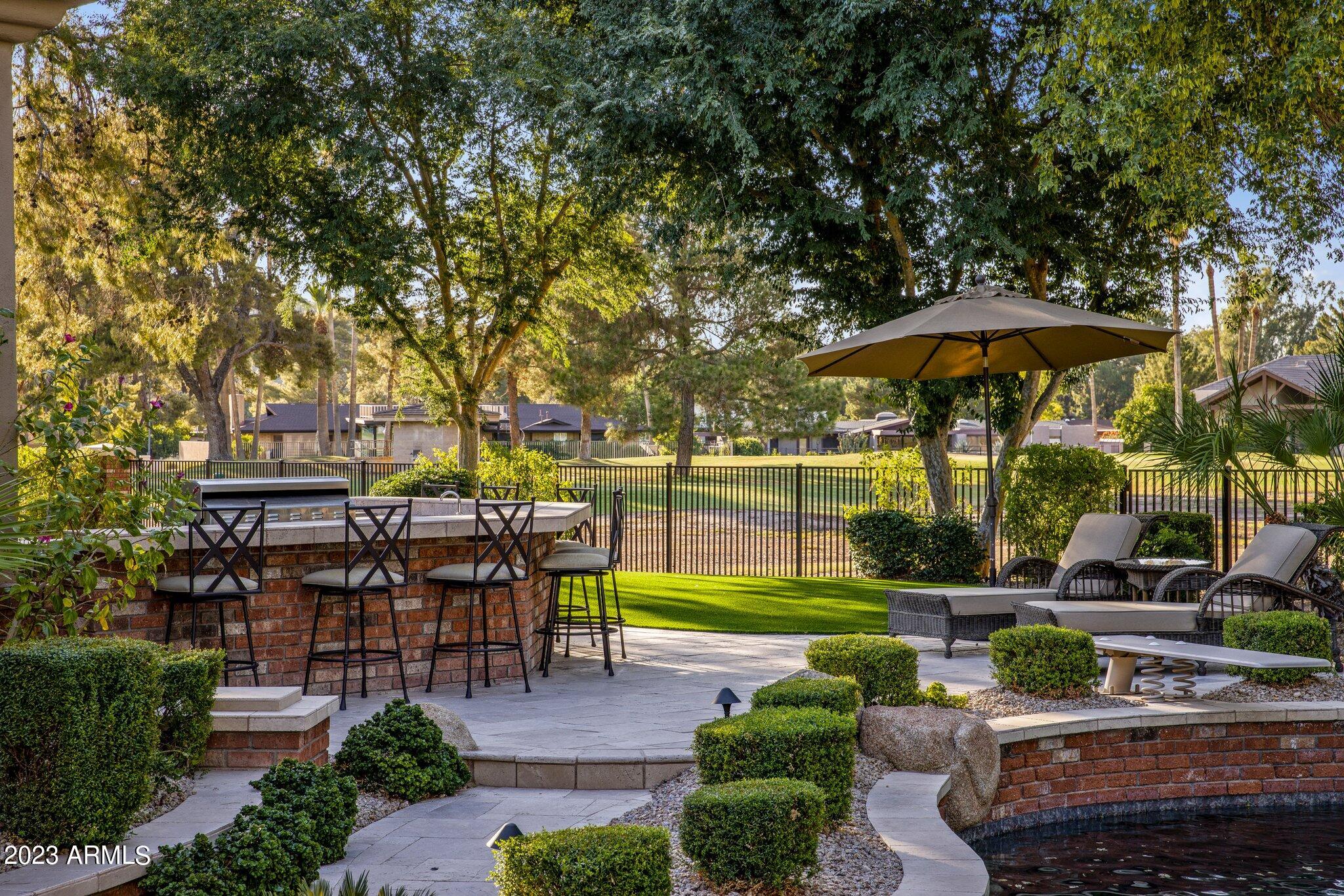 158 West Boca Raton Road Phoenix, AZ 85023 - Photo 36 of 50 Tranquil Backyard
