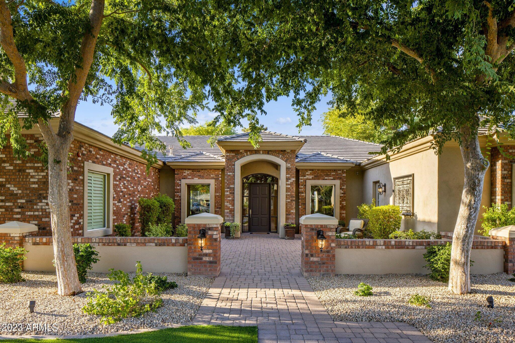 158 West Boca Raton Road Phoenix, AZ 85023 - Photo 46 of 50 Front of Home