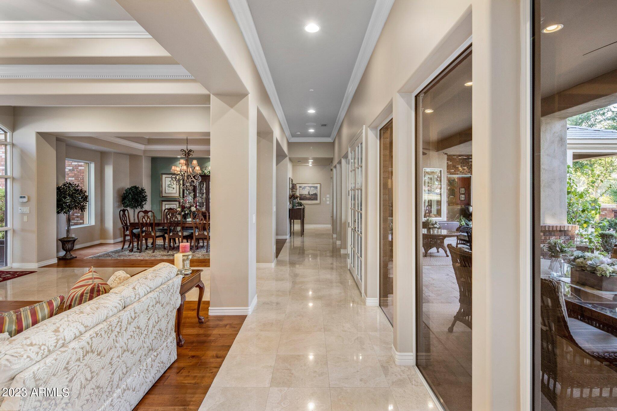 158 West Boca Raton Road Phoenix, AZ 85023 - Photo 8 of 50 Excellent Entertaining Space