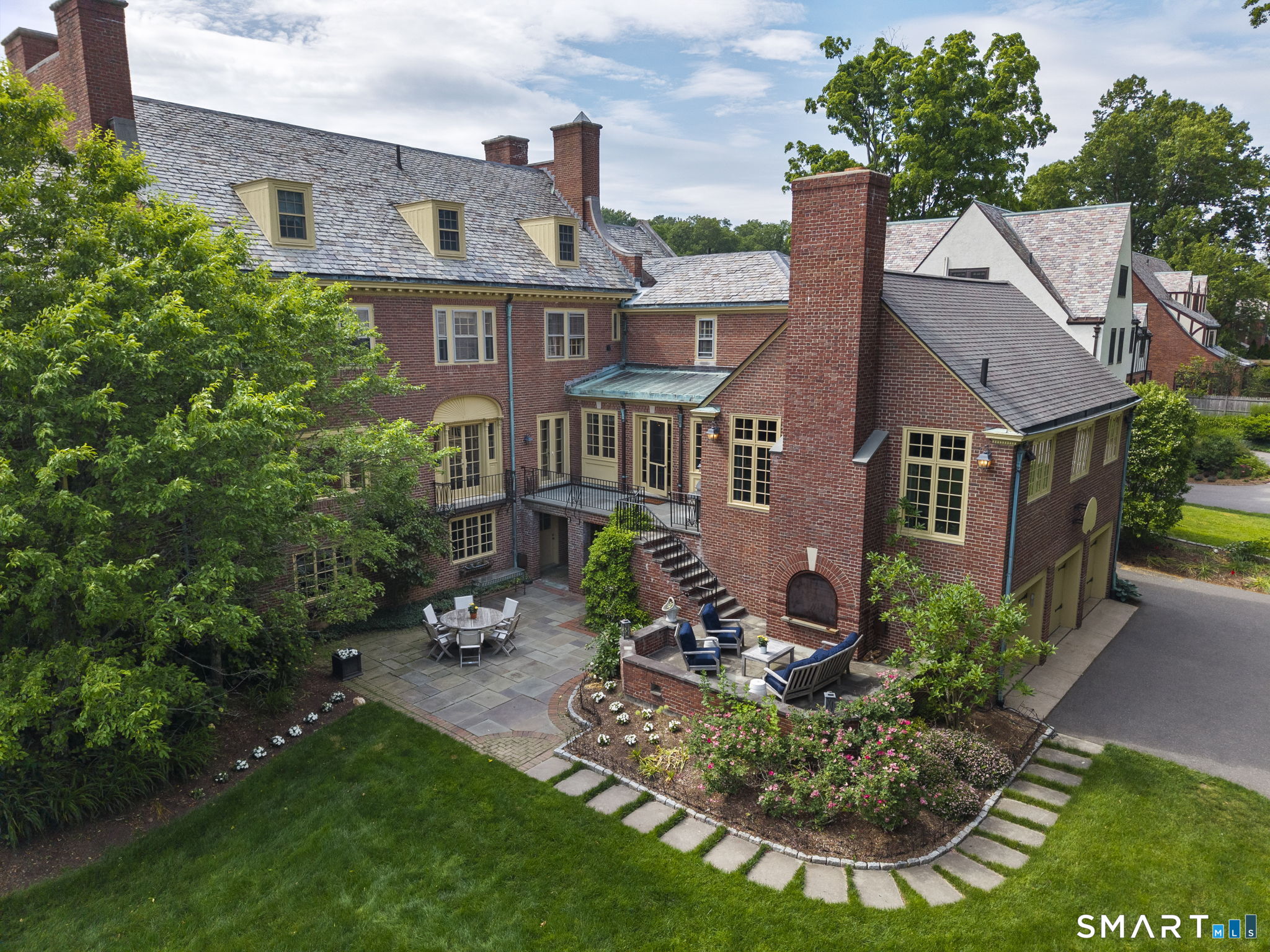 70 Terry Road Hartford, CT 06105 - Photo 38 of 40